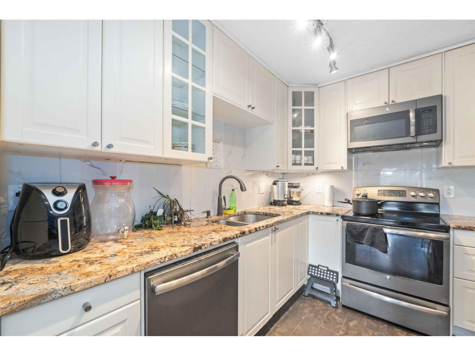 12257 101 Avenue, Surrey, British Columbia  V3V 2Z4 - Photo 11 - R3036120