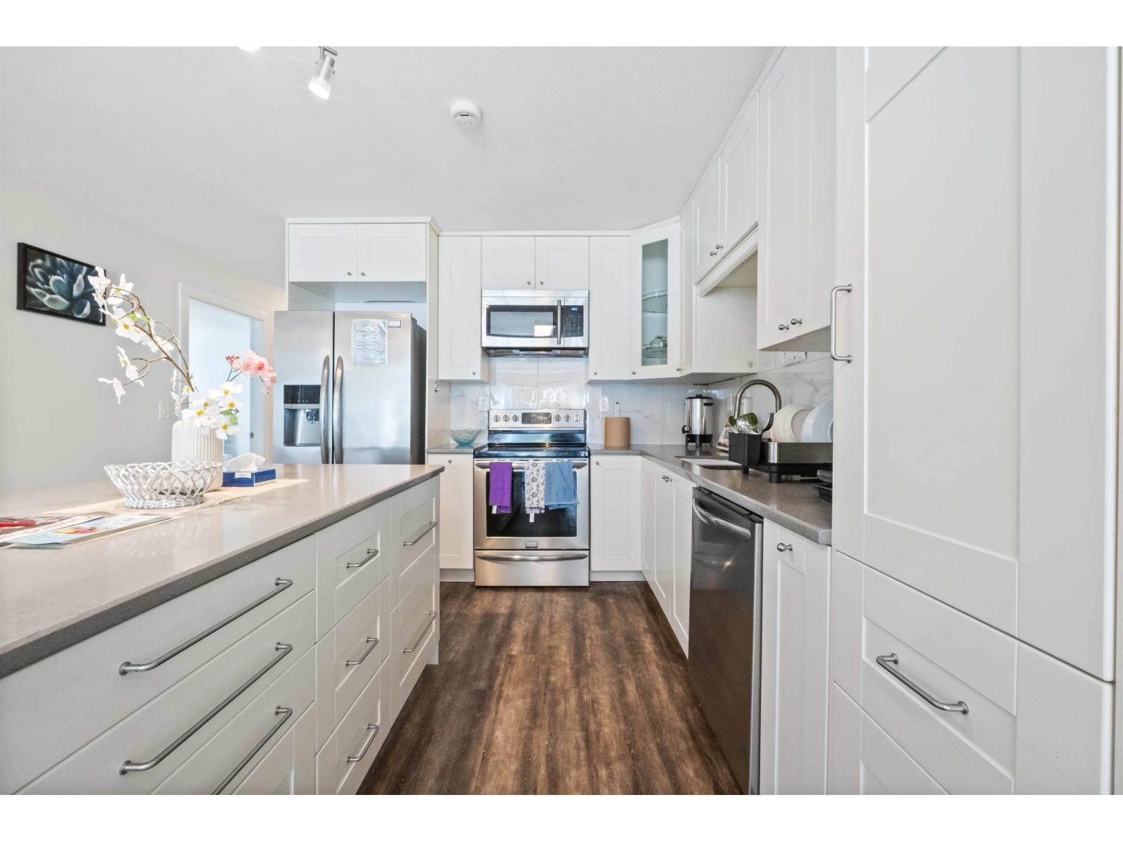 12257 101 Avenue, Surrey, British Columbia  V3V 2Z4 - Photo 5 - R3036120