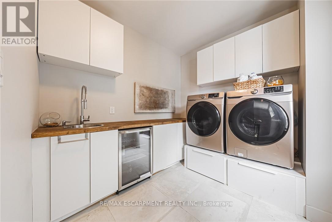 5 Dexter Avenue, Hamilton, Ontario  L8H 7C7 - Photo 24 - X12338452
