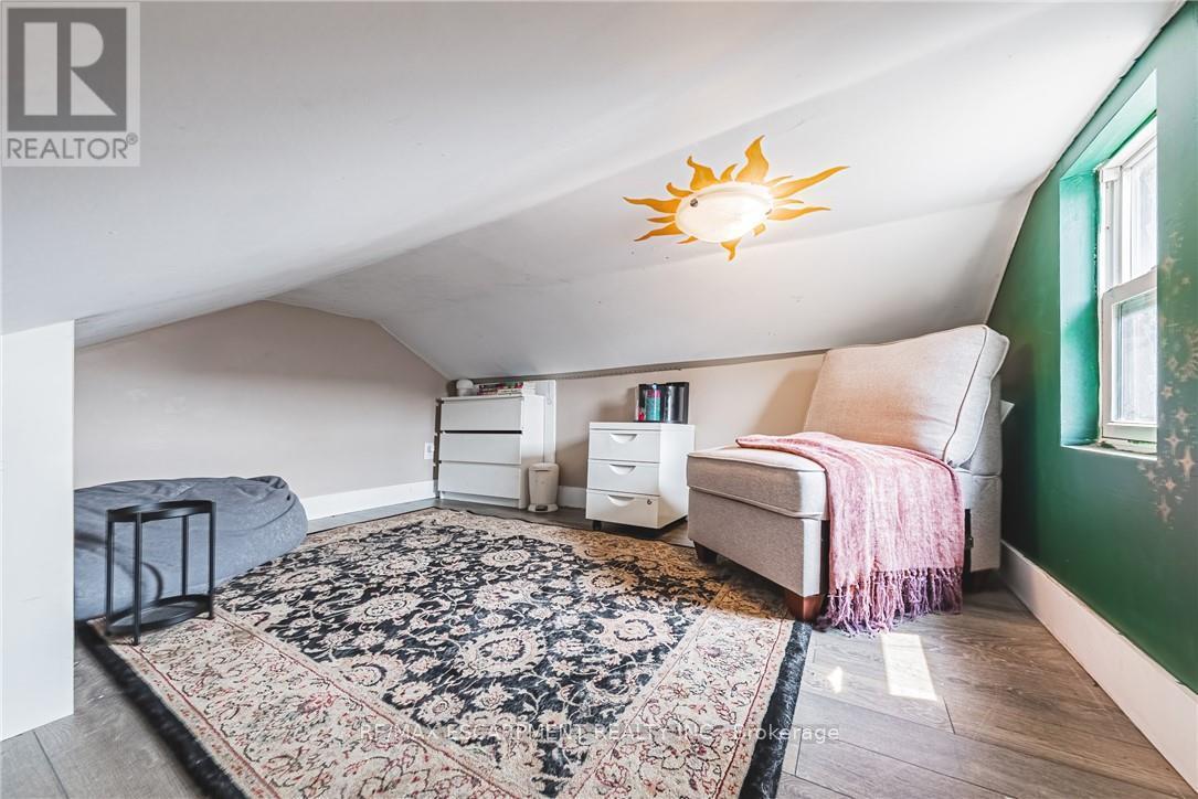 5 Dexter Avenue, Hamilton, Ontario  L8H 7C7 - Photo 41 - X12338452