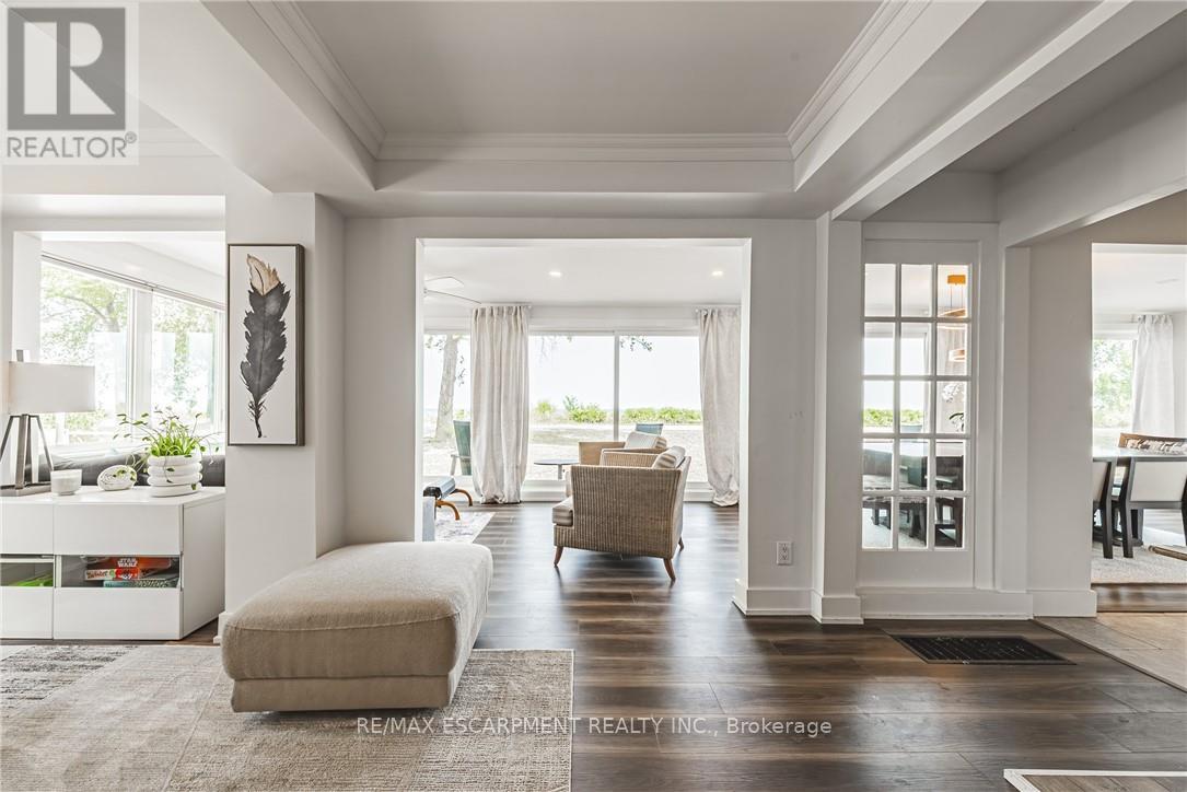 5 Dexter Avenue, Hamilton, Ontario  L8H 7C7 - Photo 8 - X12338452