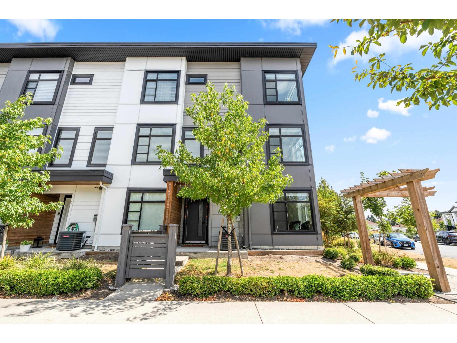 52 7127 193a Street, Surrey, British Columbia  V4N 6V9 - Photo 2 - R3036122