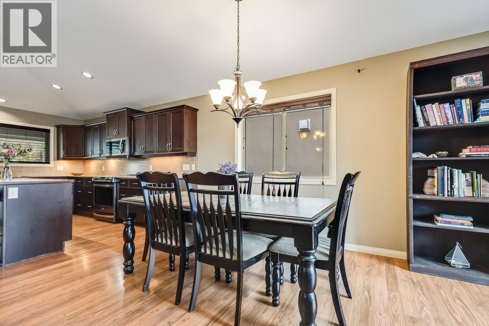 Property at 2916 Bentley Road image 5