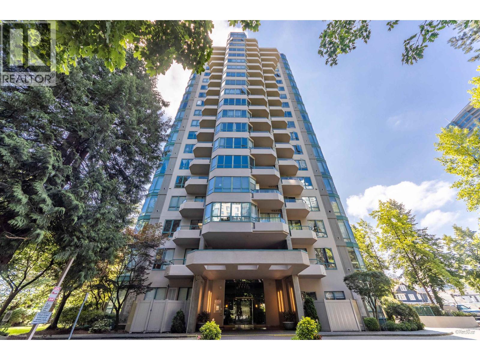 1402 4603 HAZEL STREET, Burnaby, British Columbia