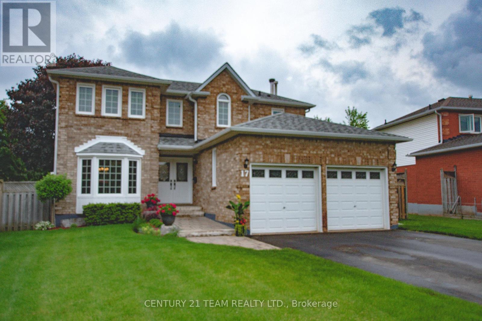Property at 17 RUDDELL CRESCENT image 1