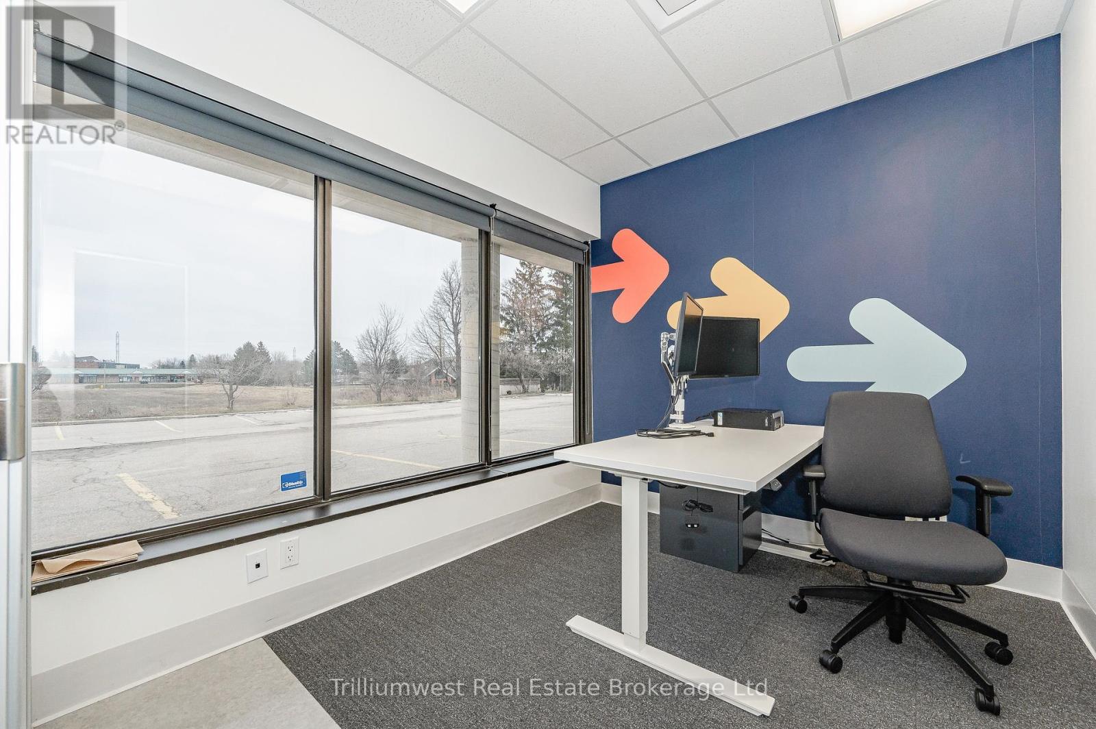 103 - 450 Speedvale Ave W Avenue, Guelph, Ontario  N1H 7Y6 - Photo 10 - X12338518