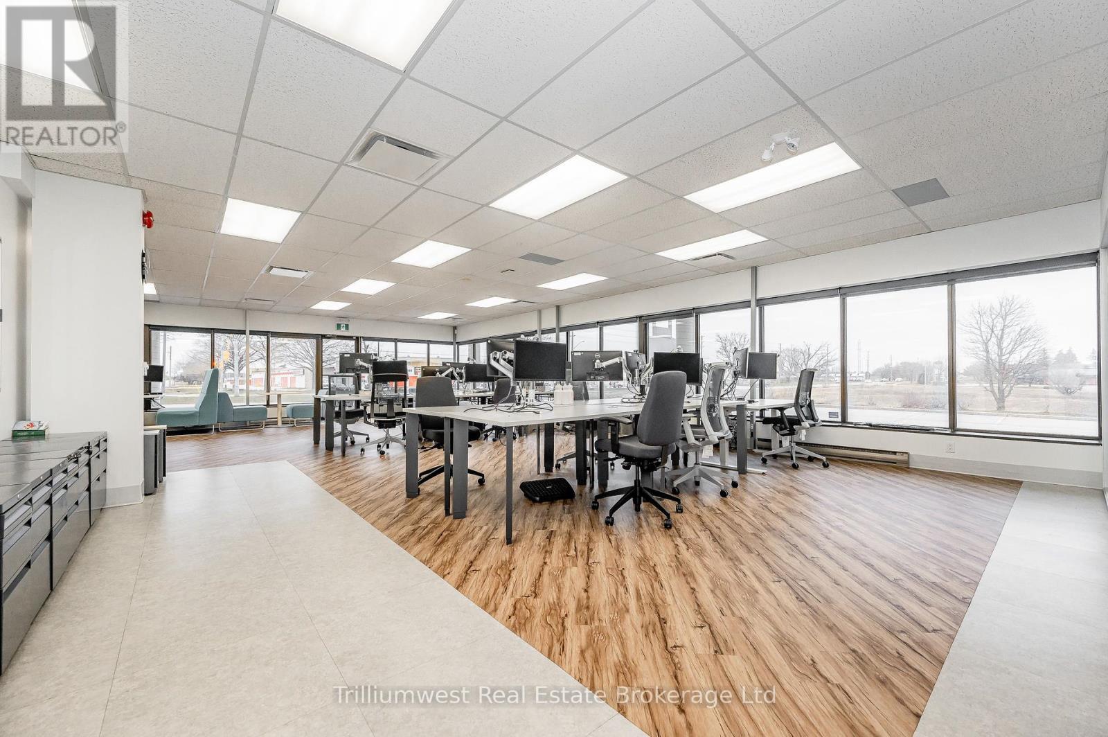 103 - 450 Speedvale Ave W Avenue, Guelph, Ontario  N1H 7Y6 - Photo 8 - X12338518