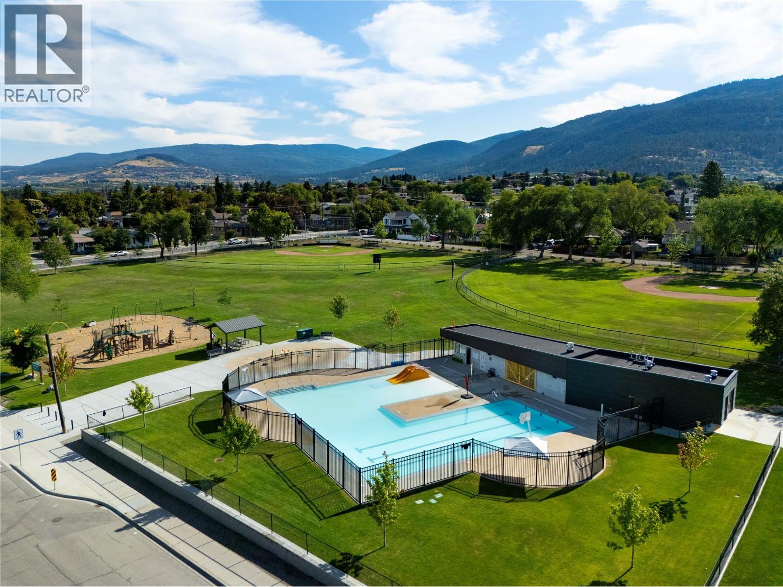 1203 41 Avenue, Vernon, British Columbia  V1T 8A6 - Photo 73 - 10353837