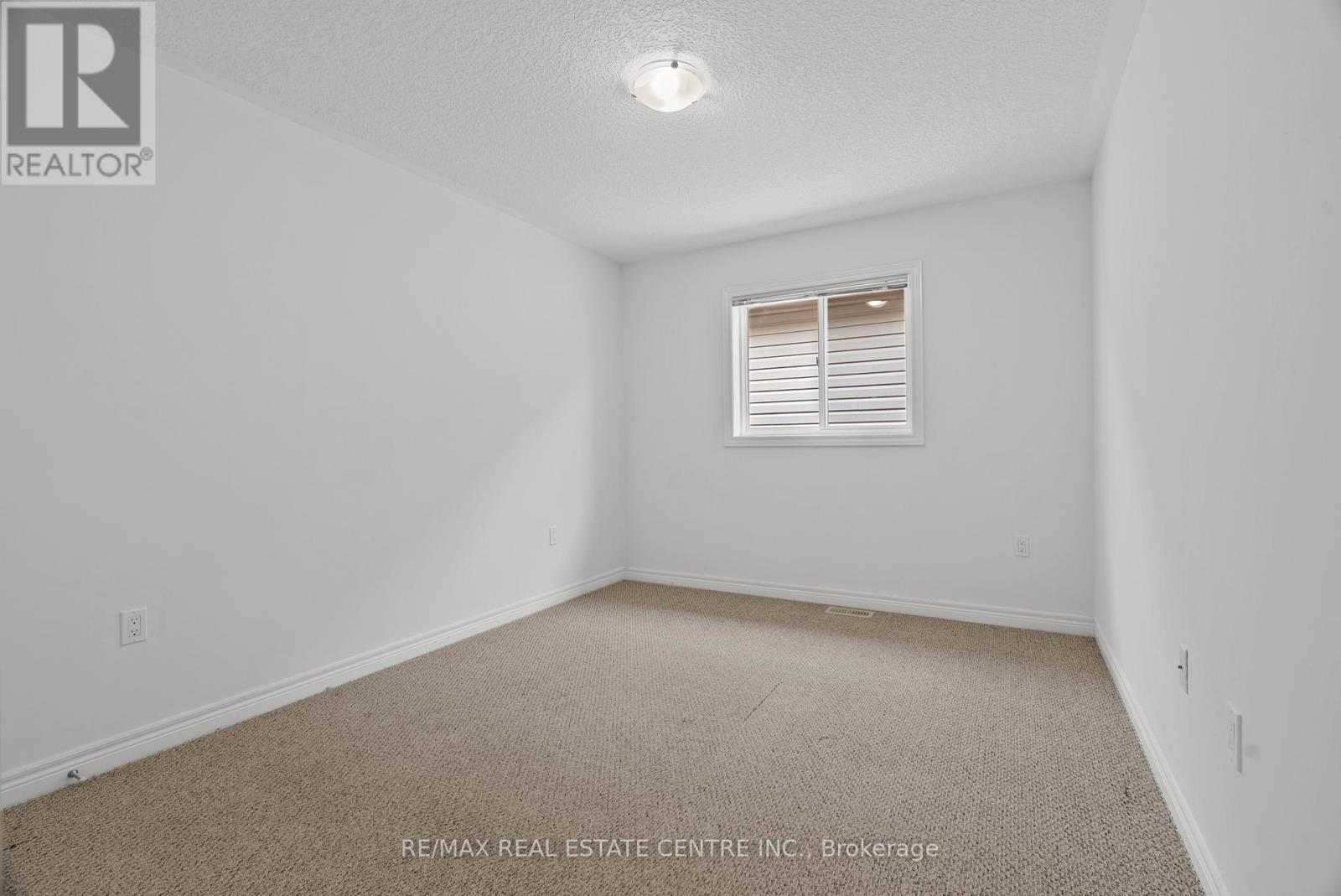 56 Rockledge Drive, Hamilton, Ontario  L0R 1P0 - Photo 21 - X12338526