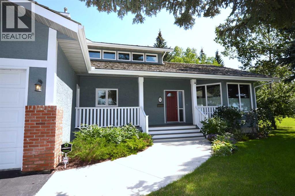 Property at 31 Pinecone Lane SW image 5