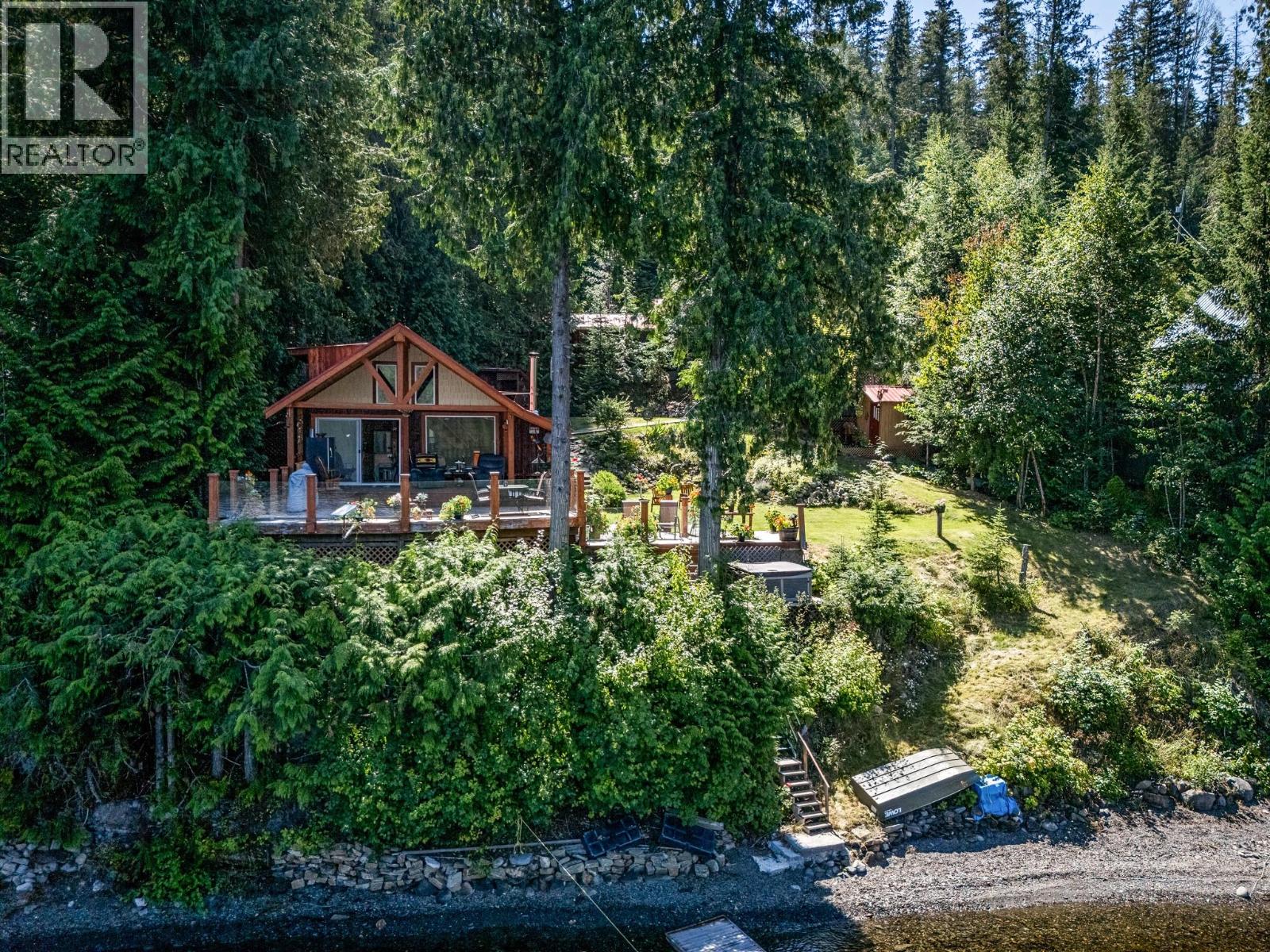 5289 EAST BARRIERE LAKE FS Road Kamloops Photo 53