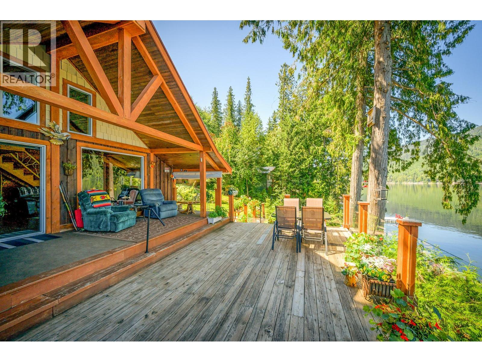 5289 EAST BARRIERE LAKE FS Road Kamloops Photo 25