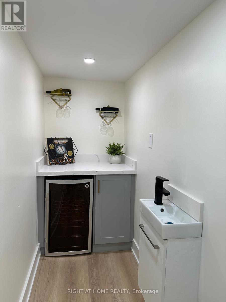 210 Dearborn Avenue, Oshawa (O'neill), Ontario  L1G 4Z4 - Photo 35 - E12338561