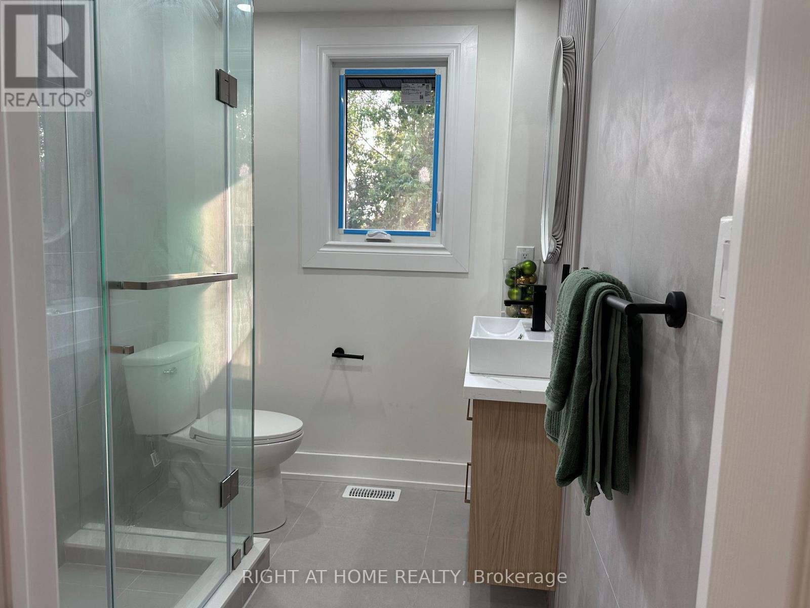 210 Dearborn Avenue, Oshawa (O'neill), Ontario  L1G 4Z4 - Photo 42 - E12338561