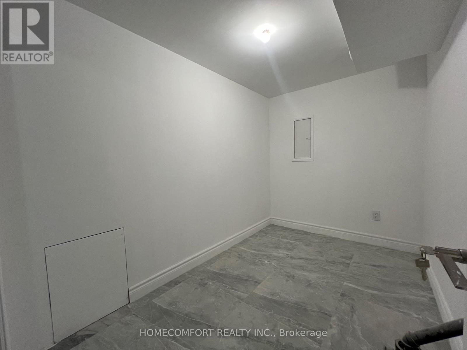 28 Chicago Lane, Markham, Ontario  L6E 0V6 - Photo 10 - N12338557