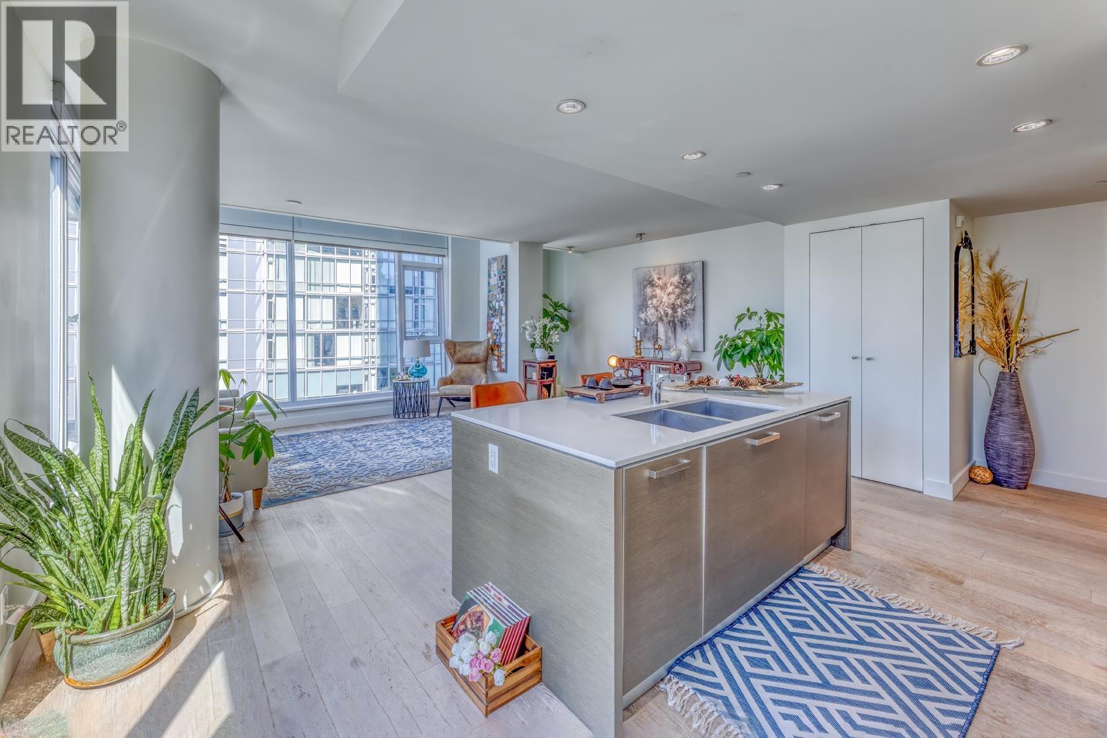 1704 1499 W Pender Street, Vancouver, British Columbia  V6G 0A7 - Photo 12 - R3035721