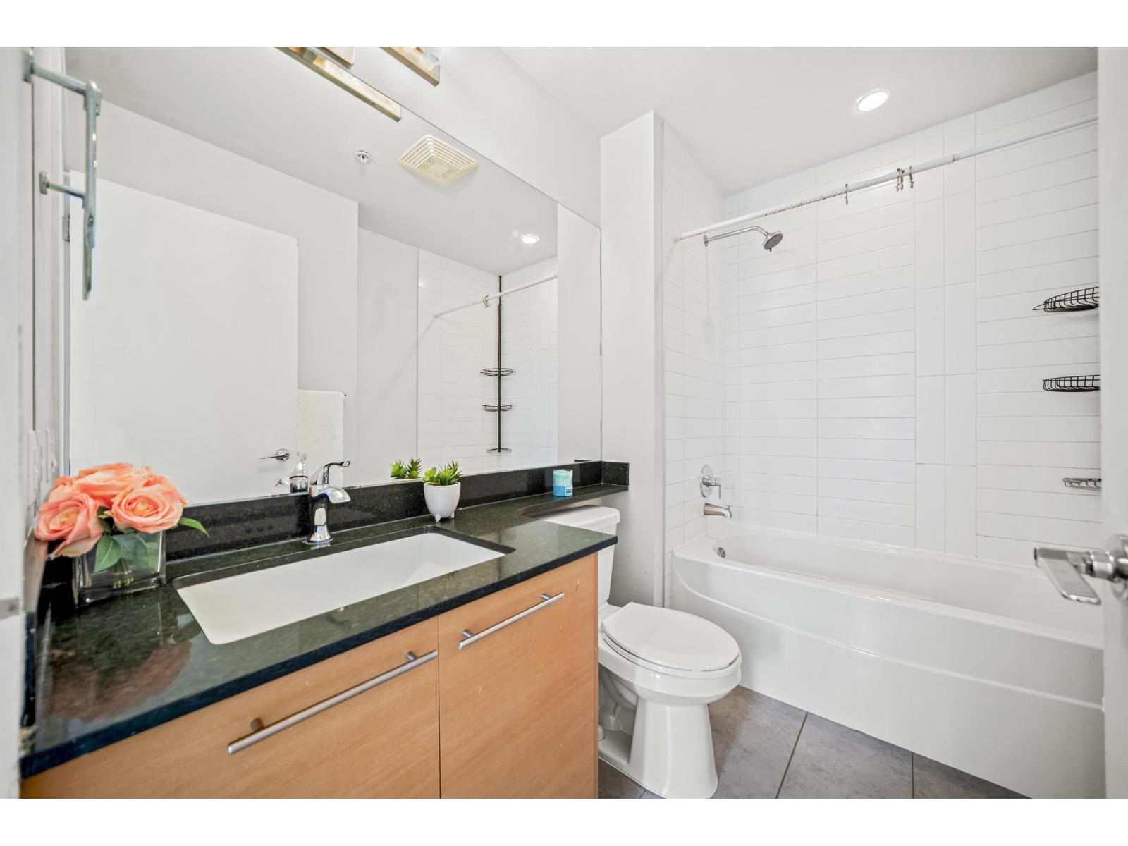 408 13399 104 Avenue, Surrey, British Columbia  V3T 0C9 - Photo 8 - R3035694