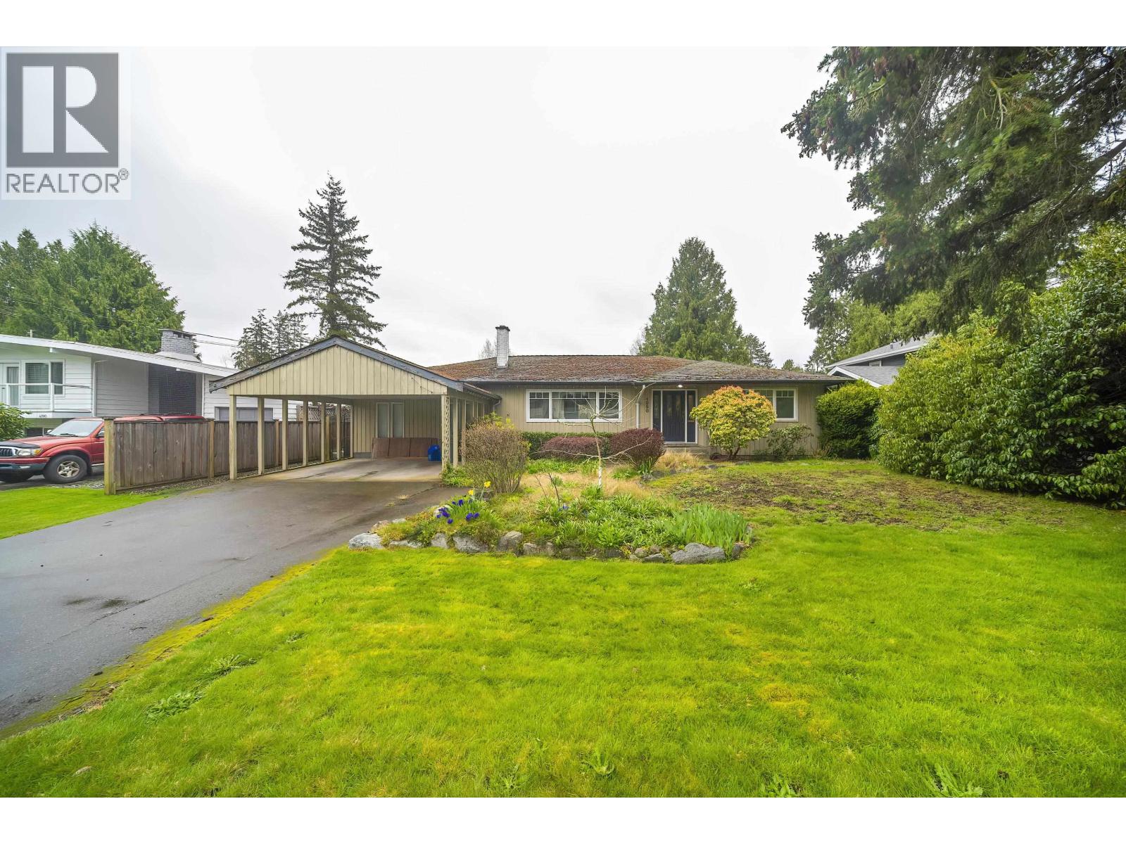 Property at 4980 11A AVENUE image 1