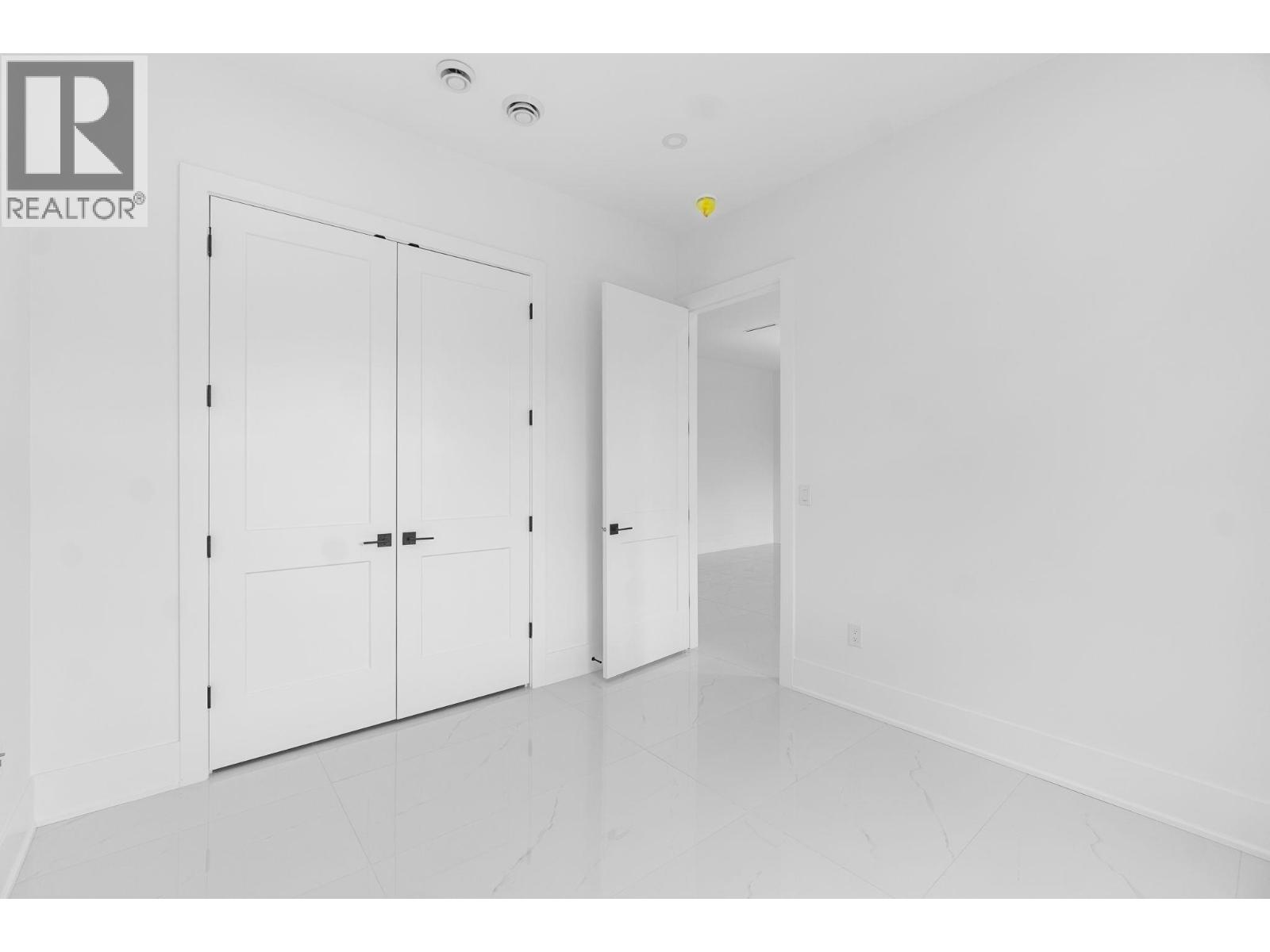 Property at 1-3 6765 KITCHENER STREET image 5