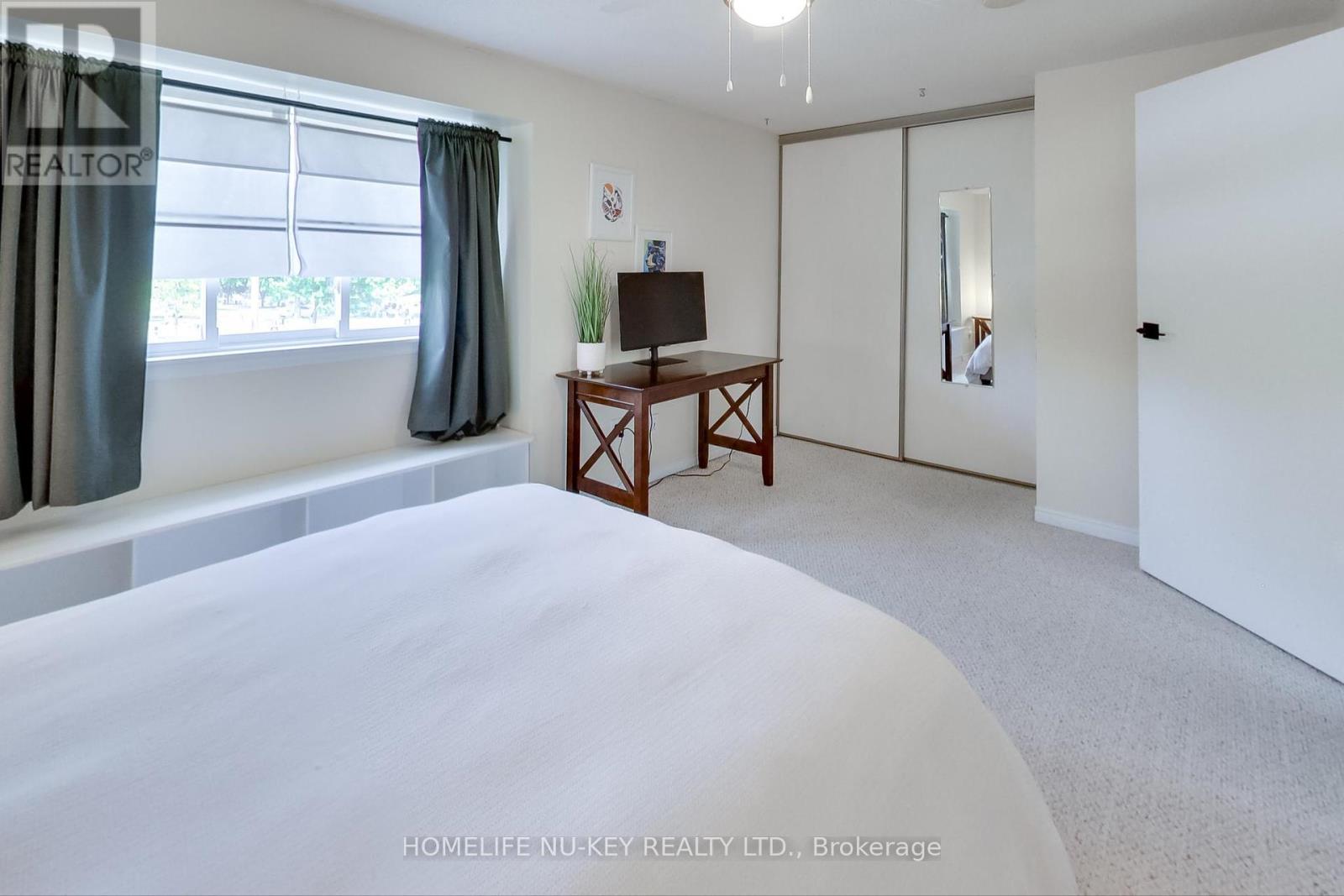219 Cundles Road W, Barrie, Ontario  L4N 4V2 - Photo 25 - S12338574