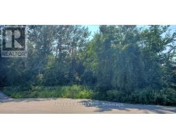 11 LOWRY LANE, Huron-Kinloss, Ontario