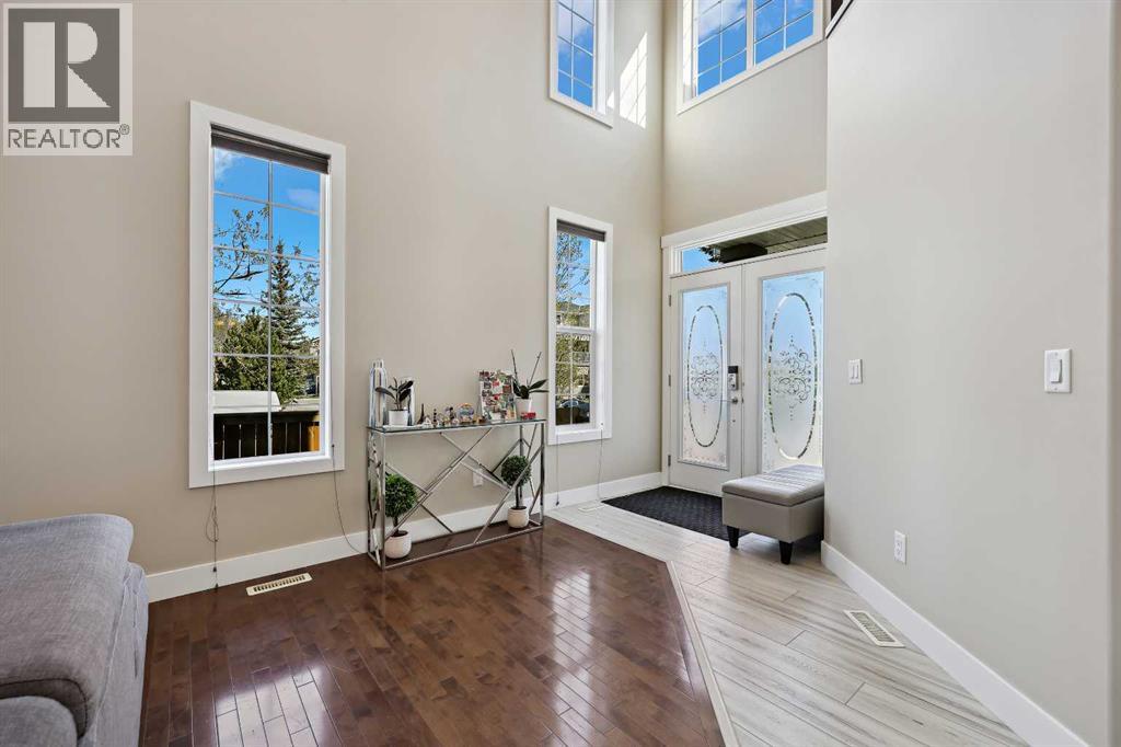 Property at 5 Cougartown Circle SW image 2