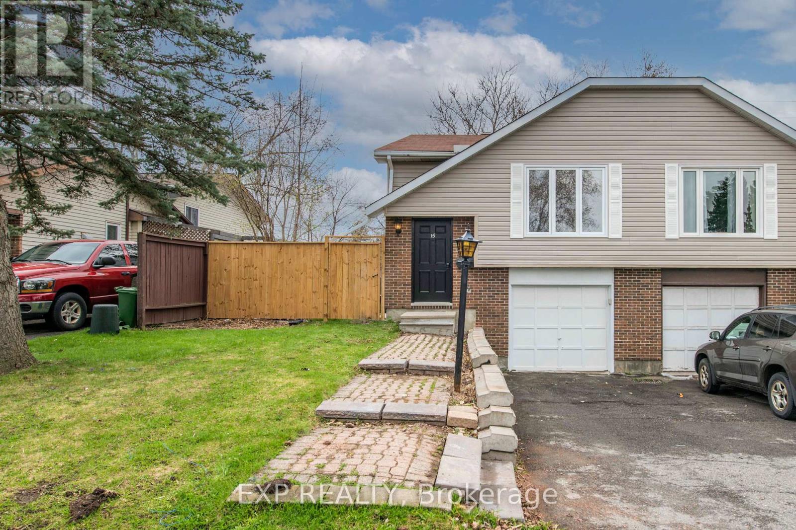 Property at 15 KADEER WAY image 1