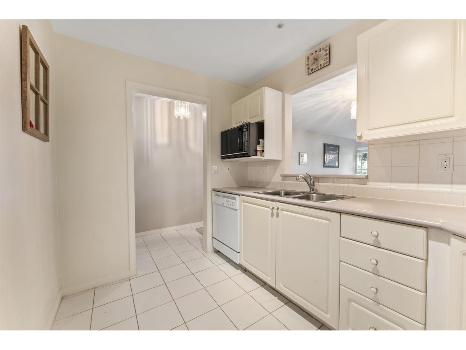 110 7171 121 Street, Surrey, British Columbia  V3W 1G9 - Photo 9 - R3014858