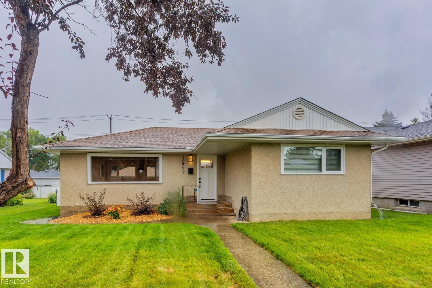 Property at 10527 52 ST NW NW image 4