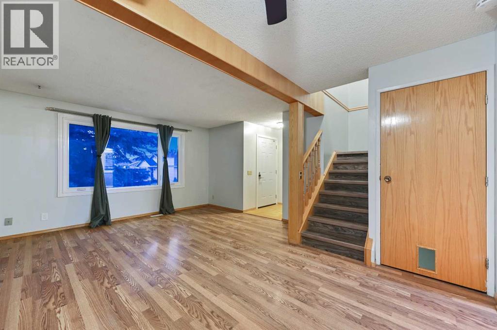 Property at 60 Applecroft Road SE image 4