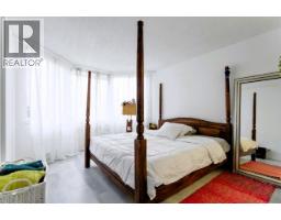 201 6540 BURLINGTON AVENUE, Burnaby, British Columbia