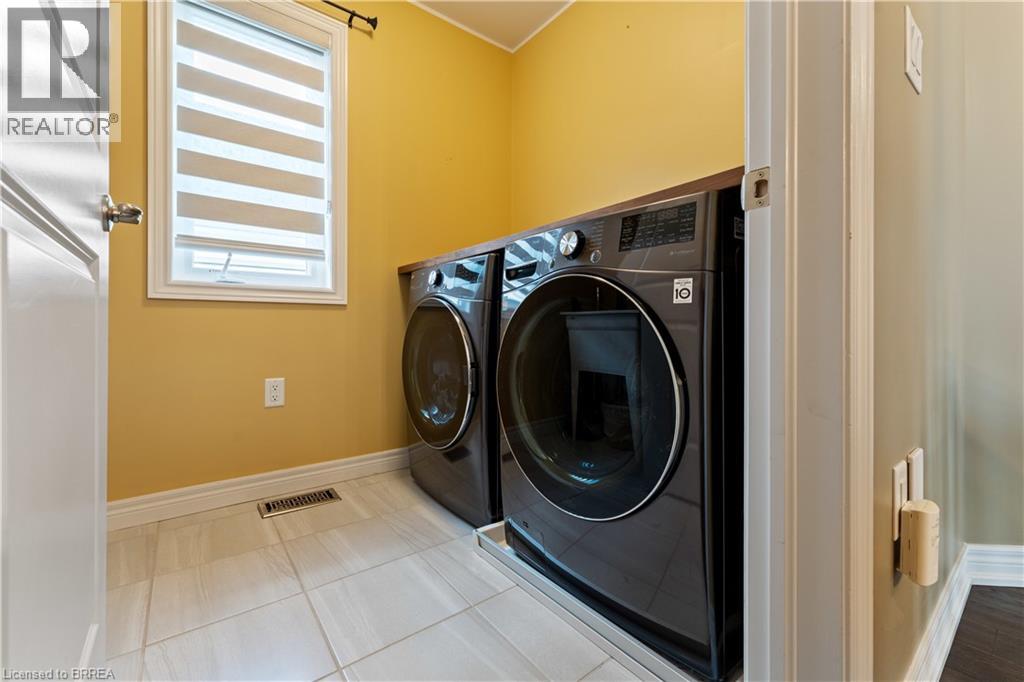 8 Lorne Card Drive, Paris, Ontario  N3L 0H8 - Photo 15 - 40759519