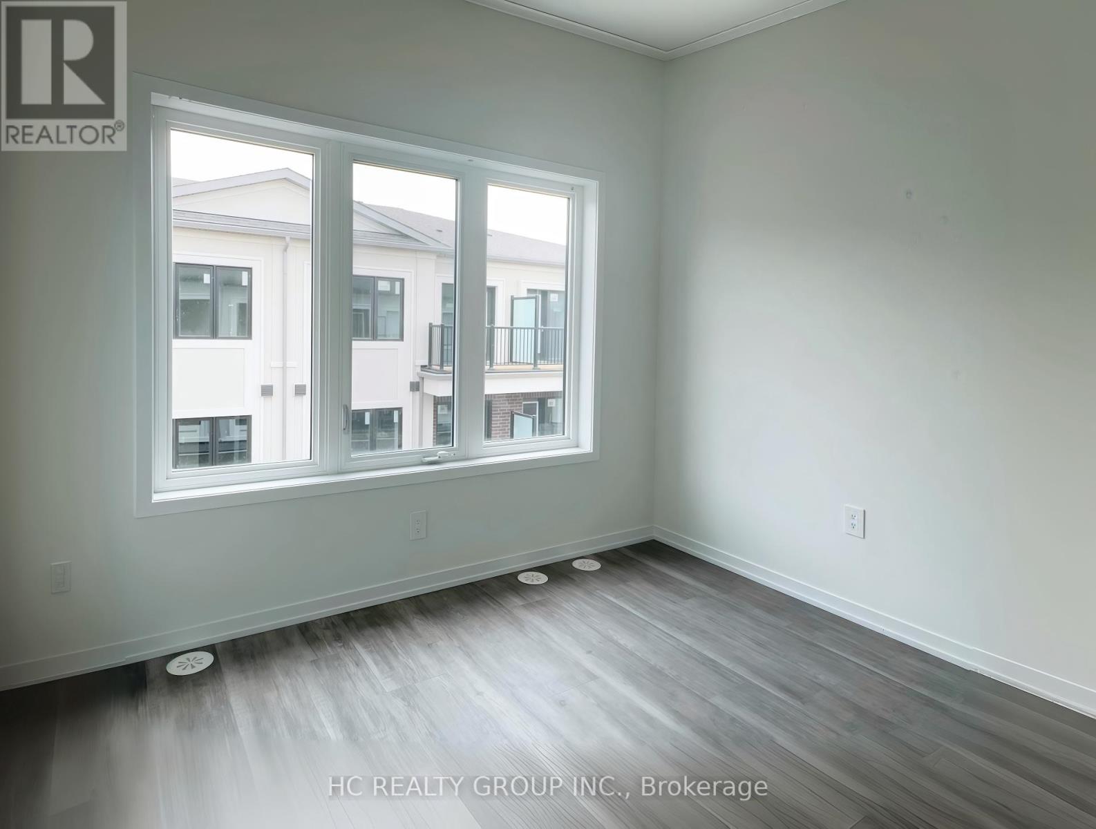 88 Matawin Lane, Richmond Hill, Ontario  L4B 0H8 - Photo 7 - N12300226