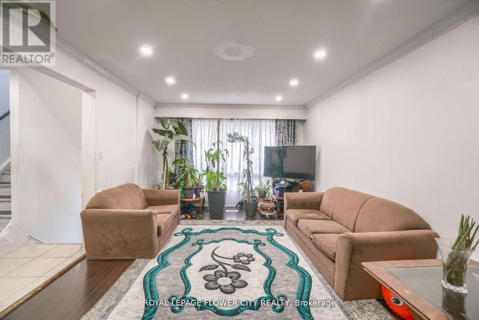 Property at 49 - 7475 GOREWAY DRIVE image 5