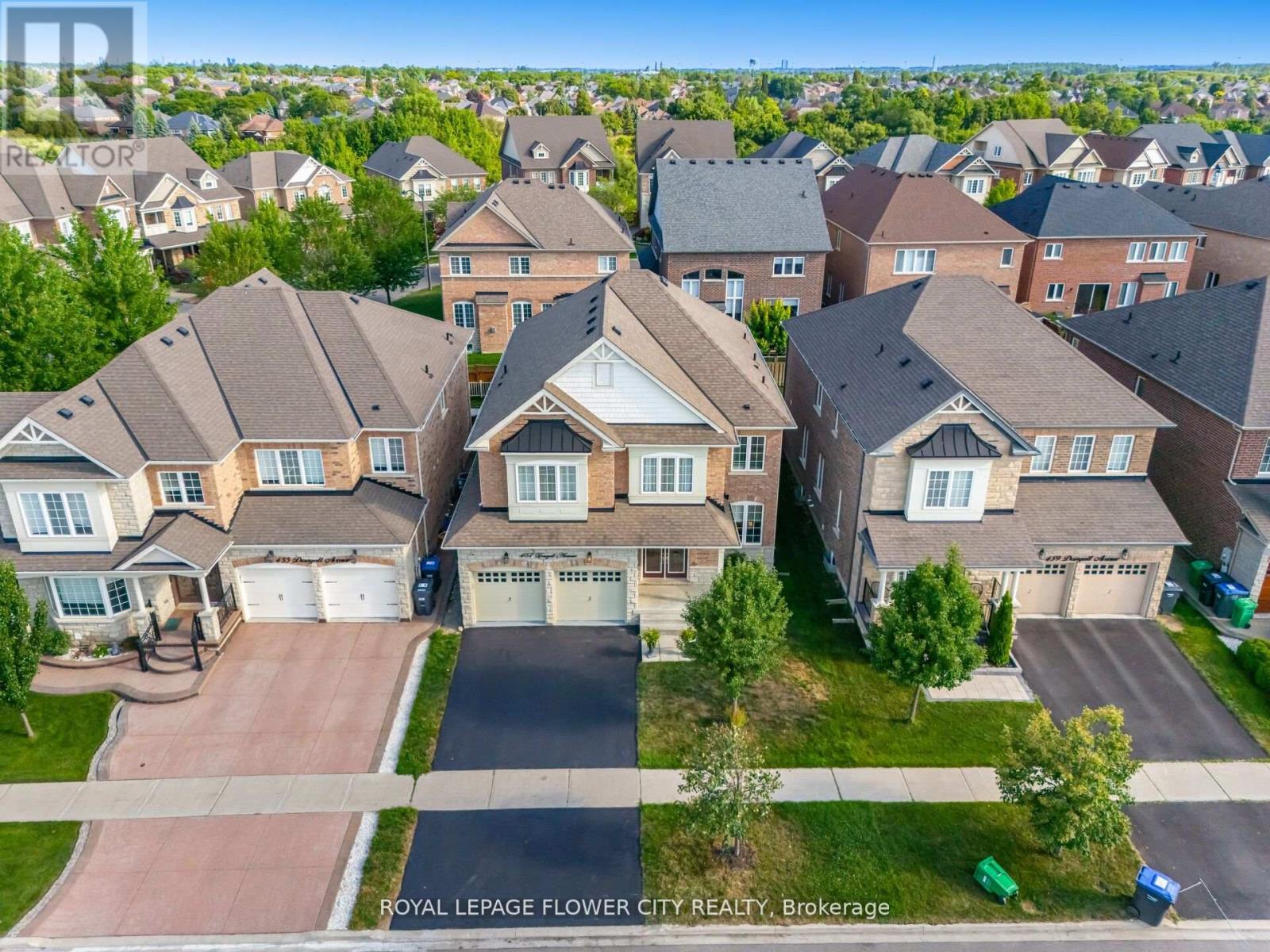 457 Dougall Avenue, Caledon, Ontario  L7C 4A5 - Photo 46 - W12338653