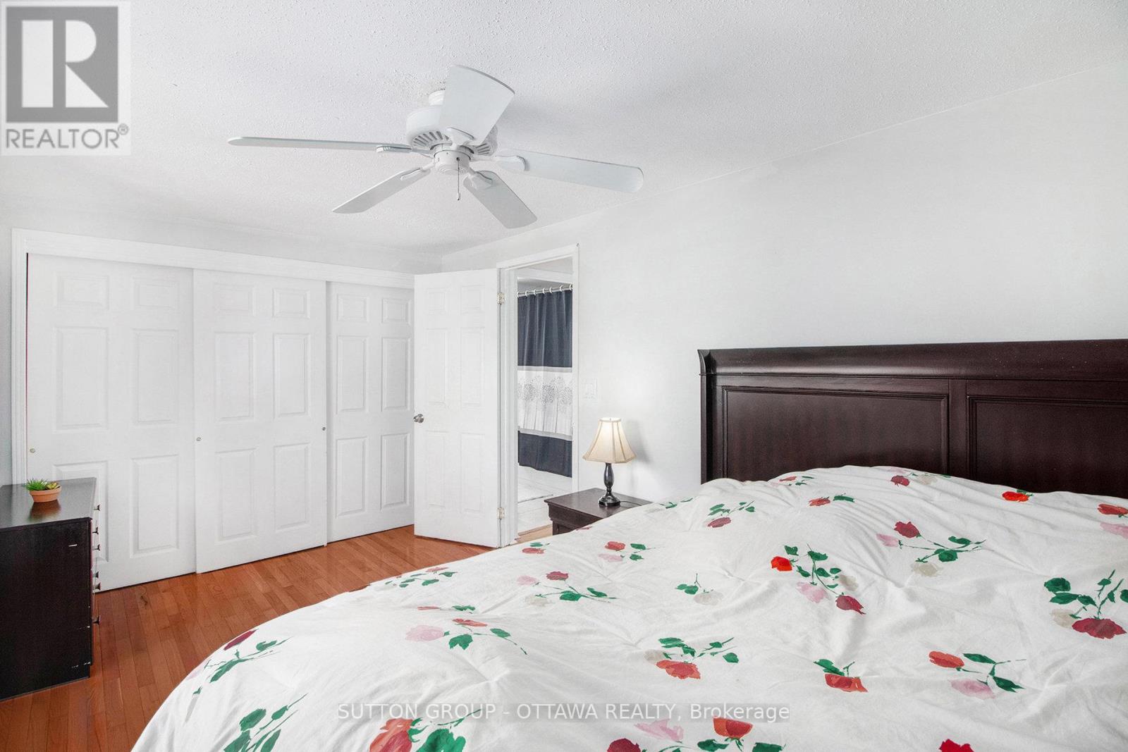 848 Borland Drive, Ottawa, Ontario  K1E 1X5 - Photo 11 - X12338670