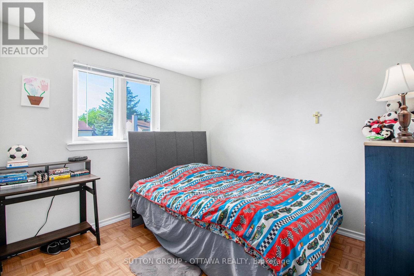848 Borland Drive, Ottawa, Ontario  K1E 1X5 - Photo 14 - X12338670