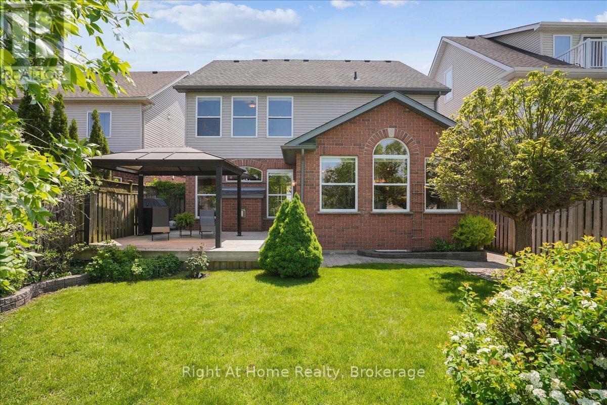 122 Hawkswood Drive, Kitchener, Ontario  N2K 4J4 - Photo 30 - X12338673
