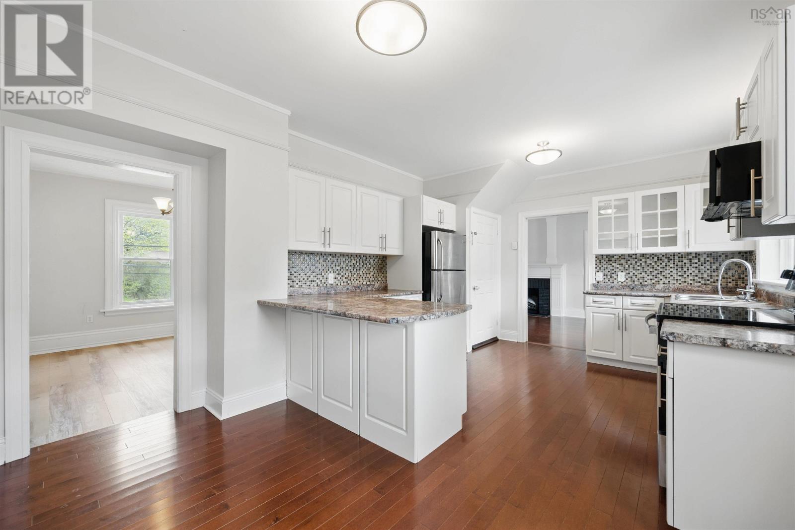 410 St Margarets Bay Road, Halifax, Nova Scotia  B3N 1K1 - Photo 7 - 202508738
