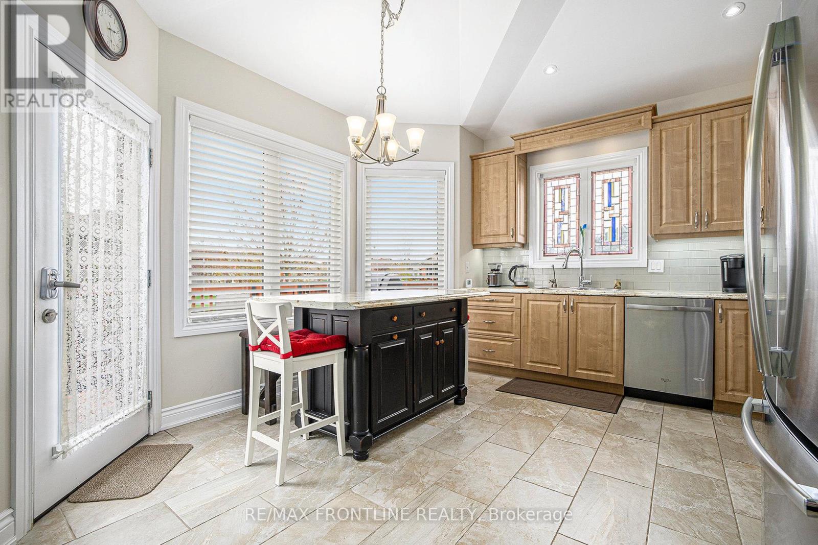 50 Perthmore Street, Perth, Ontario  K7H 3P6 - Photo 10 - X12338678