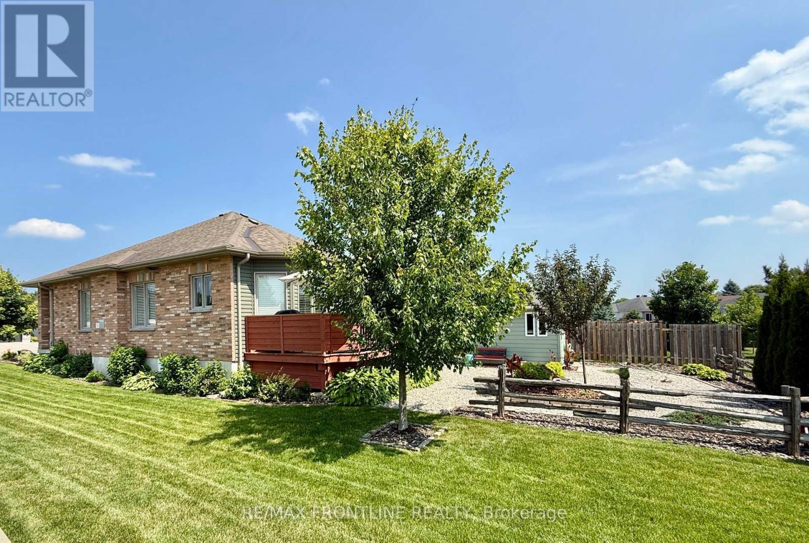 50 Perthmore Street, Perth, Ontario  K7H 3P6 - Photo 2 - X12338678