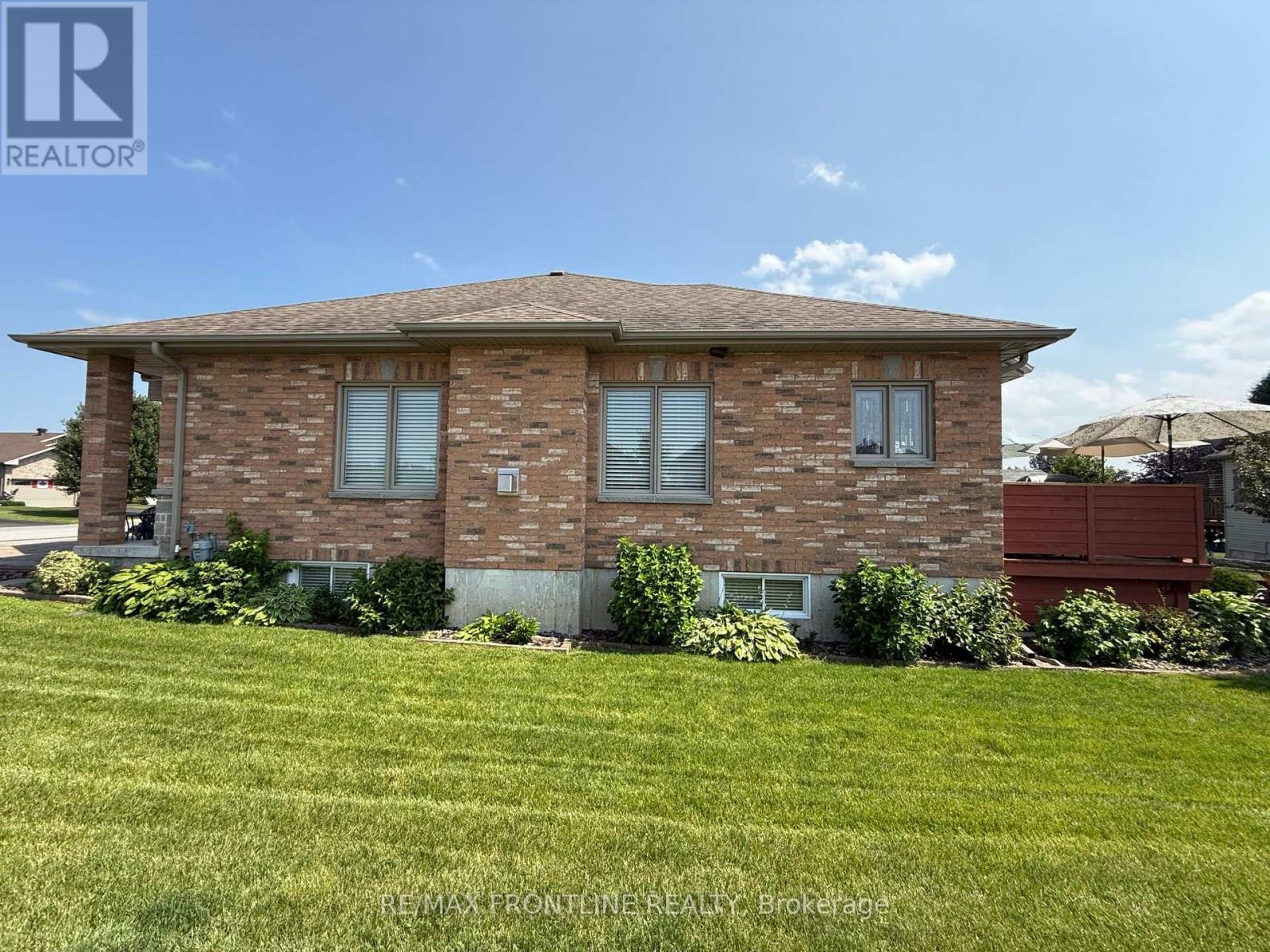 50 Perthmore Street, Perth, Ontario  K7H 3P6 - Photo 3 - X12338678