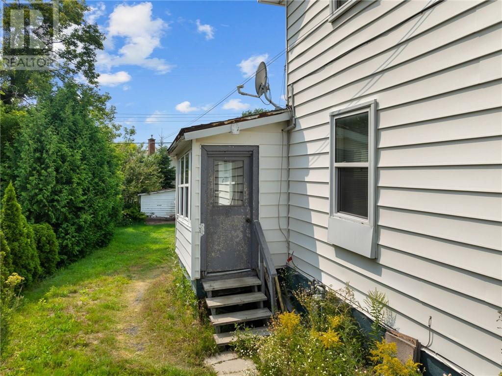 64 Balsam Street, Copper Cliff, Ontario  P0M 1N0 - Photo 8 - 2122638