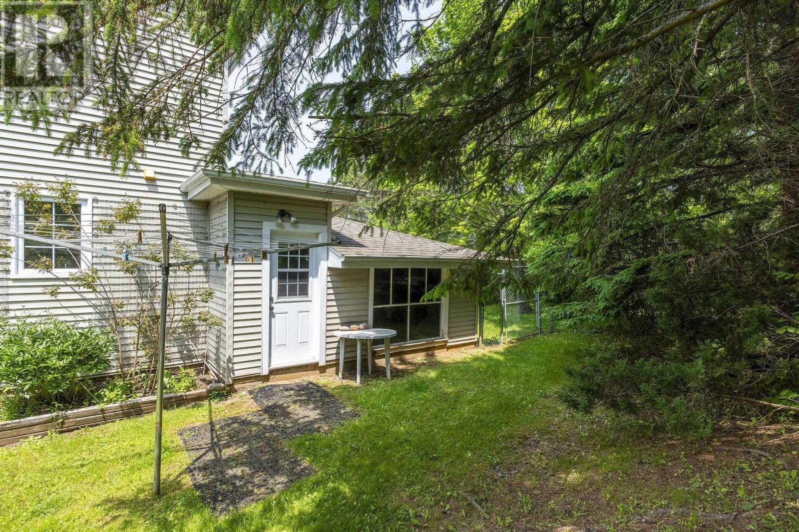 41 Fowler Street, Wolfville, Nova Scotia  B4P 1M5 - Photo 8 - 202513898