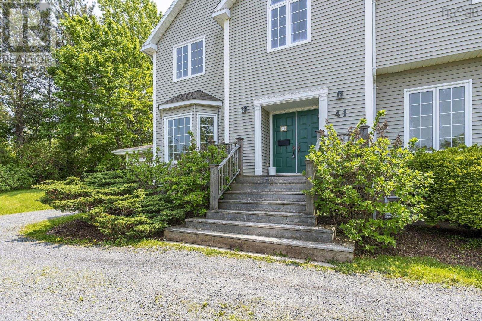 41 Fowler Street, Wolfville, Nova Scotia  B4P 1M5 - Photo 6 - 202513898