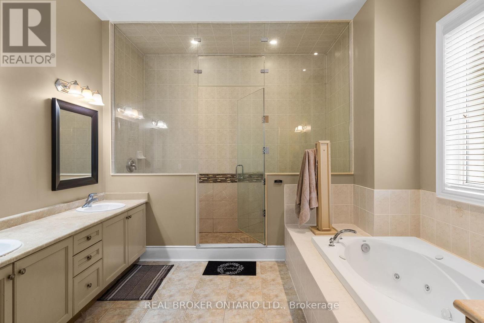 3 Bridle Path, Oro-Medonte, Ontario  L0L 2L0 - Photo 24 - S12338692