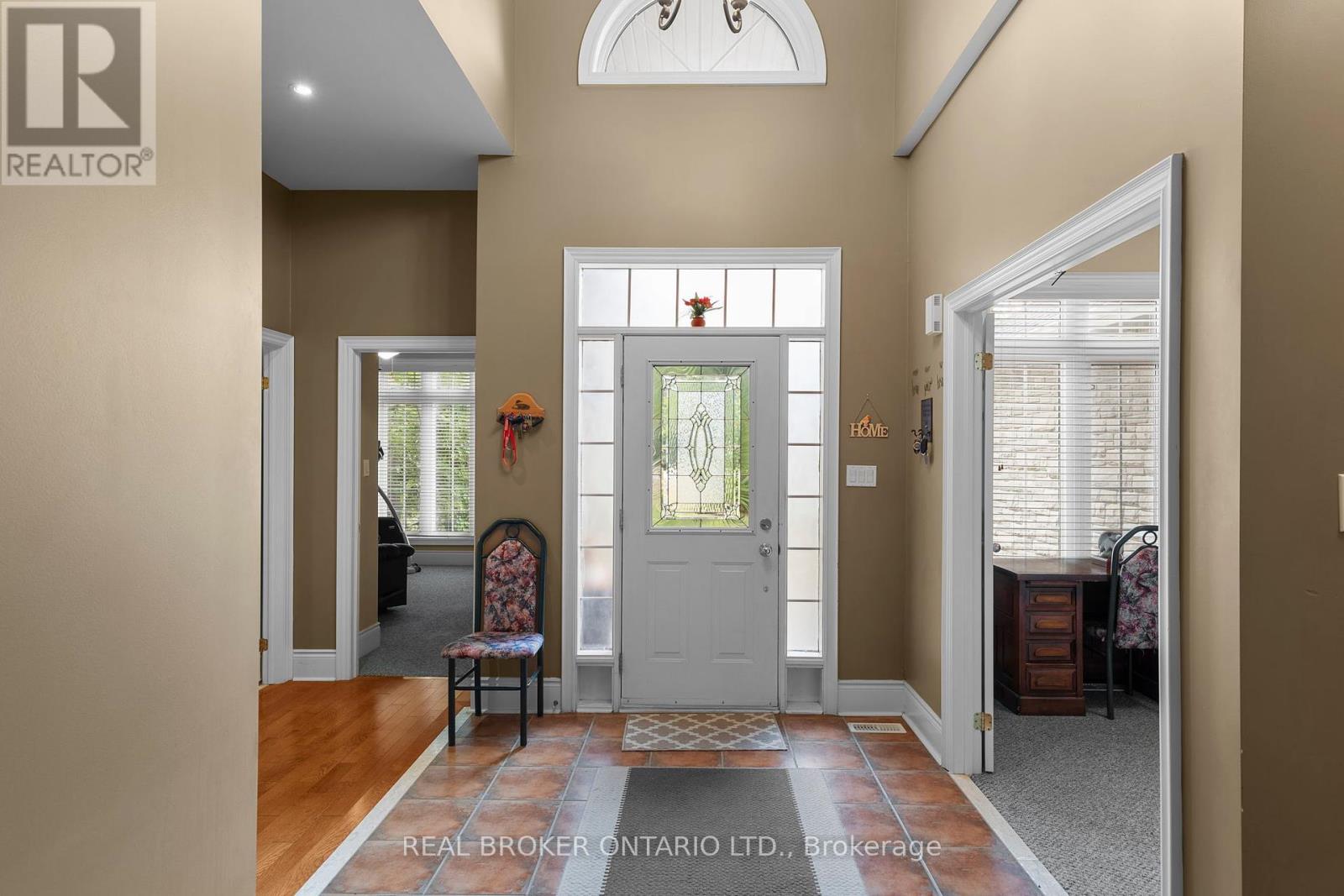 Property at 3 BRIDLE PATH image 4
