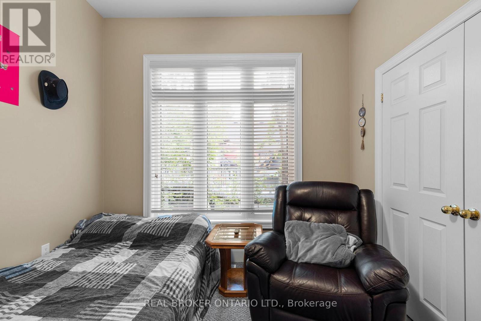 3 Bridle Path, Oro-Medonte, Ontario  L0L 2L0 - Photo 9 - S12338692