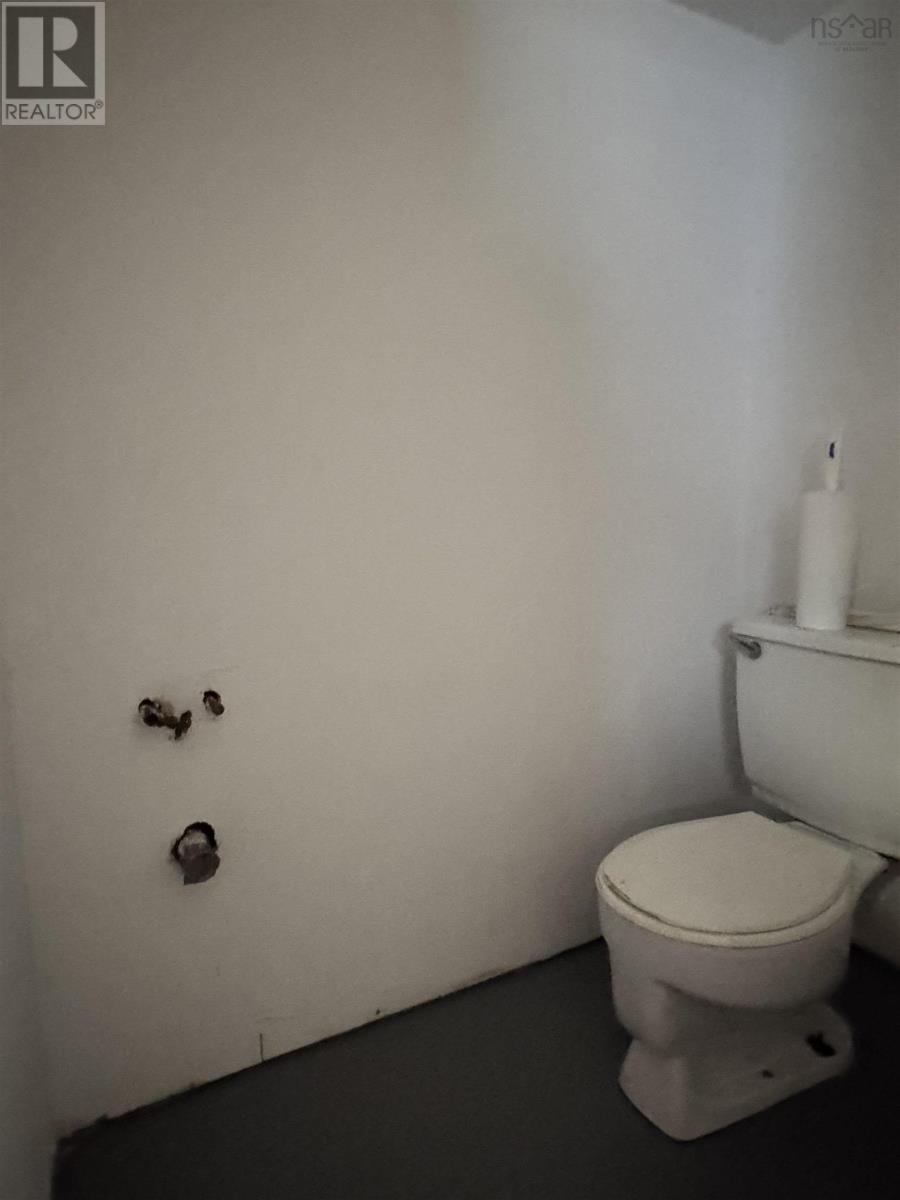 25 Roost Street, Glace Bay, Nova Scotia  B1A 5K1 - Photo 27 - 202520303