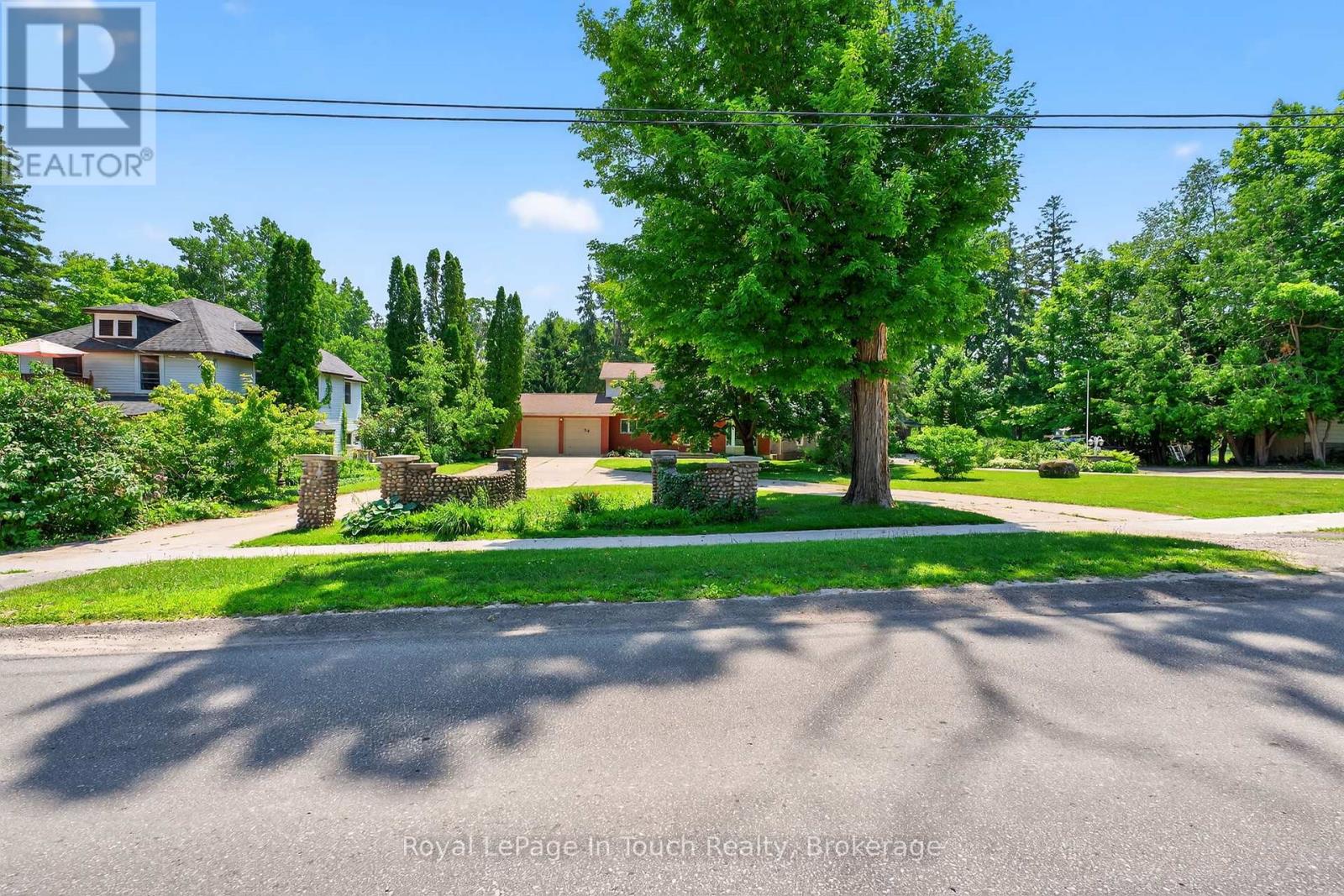 56 Robert Street E, Penetanguishene, Ontario  L9M 1K7 - Photo 28 - S12338722